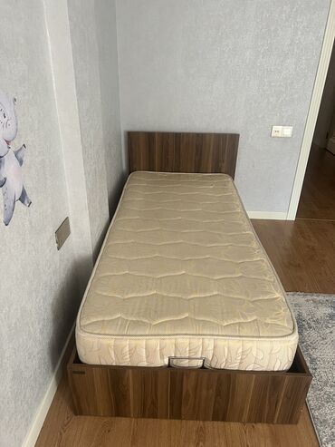 Б/у, Односпальная кровать, С подъемным механизмом, С матрасом, Без выдвижных ящиков, Азербайджан