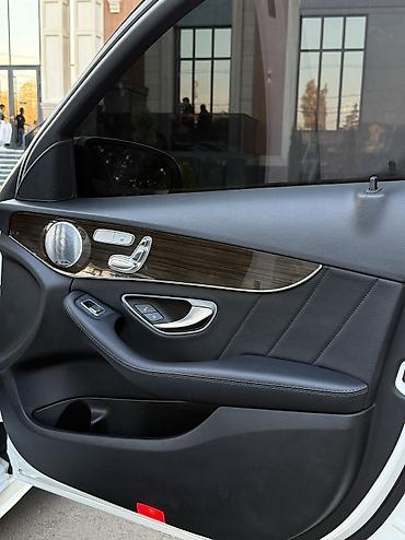 Mercedes-Benz: Mercedes-Benz C-Class: 2018 г., 2 л, Автомат, Бензин, Седан — 15