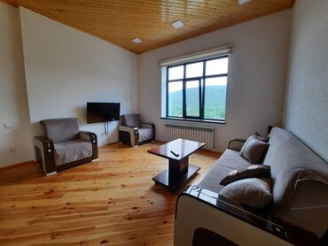 Günlük kirayə evlər: 242 kv. m, 8 otaq, Artezian quyusu, Telefon, Qaz -da lalafo.az — 4 Günlük kirayə evlər: 242 kv. m, 8 otaq, Artezian quyusu, Telefon, Qaz — 4