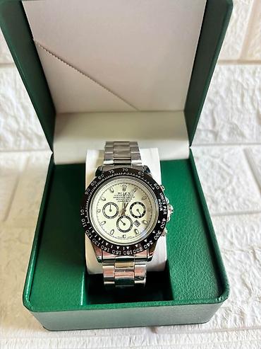satovi jacques lemans: 10. Cena:2800din/samo sat
Cena:3300din/sat sa kutijom — 10