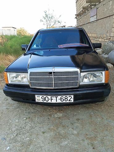volkswagen tiguan 1: Mercedes-Benz 190 (W201) sedan - Kuzov: 4 qapılı sedan, qara rəng hu — 1