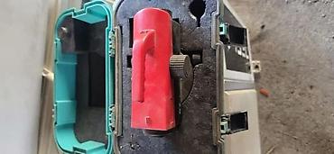 OPTICKI TEODOLIT GEODETSKI INSTRUMENT | Ocuvan u koferu vidi se na