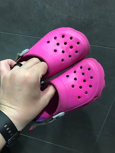 Детская обувь: Продаю две пары оригинал crocs с утеплением и без.Идеально на at lalafo.kg — 8 Детская обувь: Продаю две пары оригинал crocs с утеплением и без.Идеально на — 8