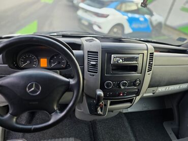 Mercedes-Benz: Mercedes-Benz Sprinter – putnički kombi visokog krova - Karoserija — 7