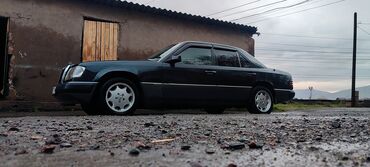 мерс 124 ещка: Mercedes-Benz W124: 1990 г., 2.3 л, Механика, Бензин, Седан