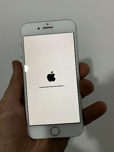 Apple iPhone: IPhone 8, Б/у, 64 ГБ, Белый — 11