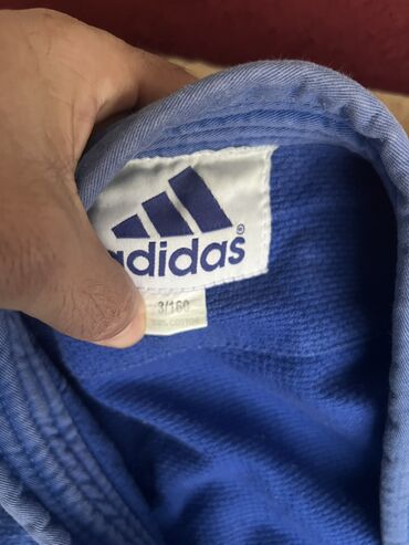 Maskalar, eynəklər: Adidas Kimano az islenib