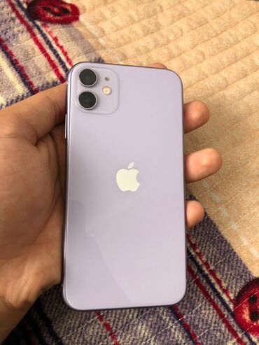 Apple iPhone: IPhone 11, Б/у, 64 ГБ, Защитное стекло, 75 %