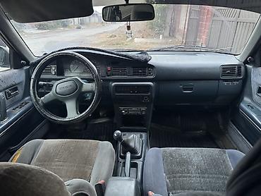 коллектор мазда: Mazda 626: 1988 г., 2 л, Механика, Бензин, Седан — 7