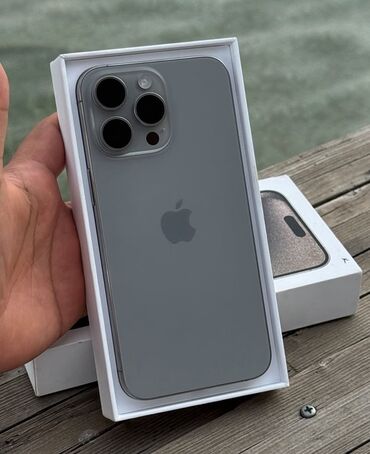 джойстик пс4: IPhone 15 Pro Max, Б/у, 256 ГБ, Natural Titanium, Чехол, 90 %
