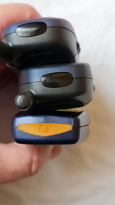 Nokia: Komplet starih Nokia mobilnih telefona – 3 komada Modeli: - Nokia — 4