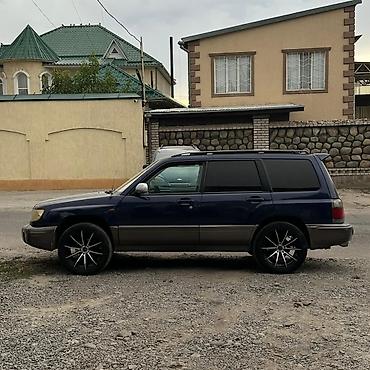 Subaru Forester: 1997 г., 2 л, Автомат, Бензин, Универсал