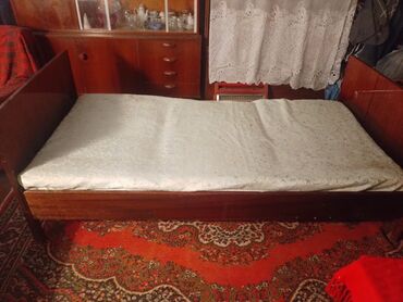 мебел спалный: Кровать таких 2