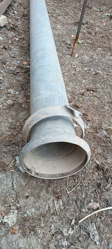 Другие товары для дома и сада: Продаю советскую оцинкованную трубу длинна 5метров-внутренний диаметр