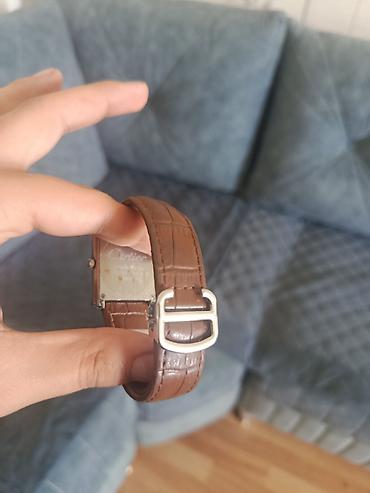 saat barter: Cartier üslubunda kvadrat formalı qol saatı Alana endirim olacaq başqa — 2