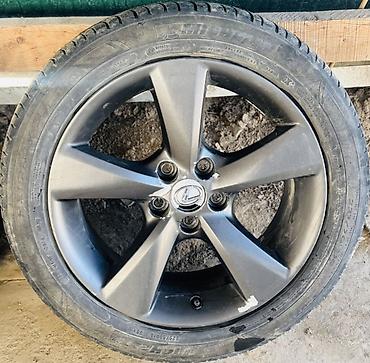 Шиналар жана дисктер: Комплект из 4 оригинальных литых дисков Lexus с шинами.
R18 5.114 — 7