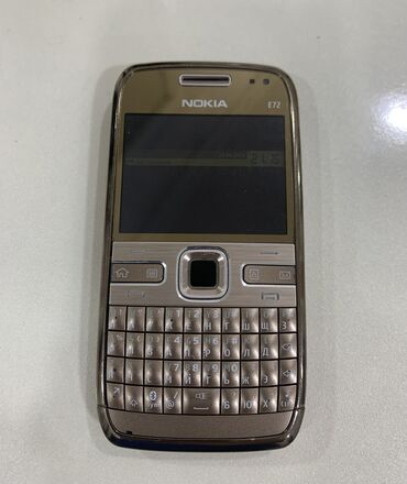 nokia 3220: Nokia E72, < 2 GB Memory Capacity, rəng - Qızılı, Düyməli