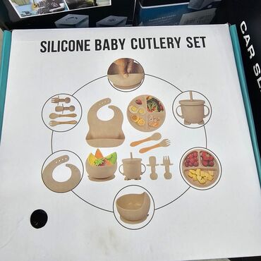 Ostale dečije stvari: M. 09. Set silikonskih 6delova za bebe Cena: 2200din Set silikonski — 8