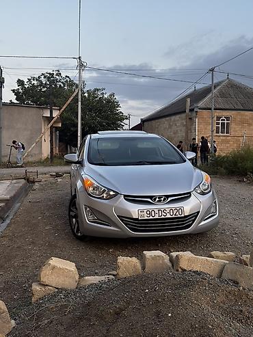 Hyundai: Hyundai Elantra: 1.6 л | Седан — 10