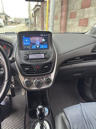 полик спарк: Chevrolet Spark: 2016 г., 1 л, Автомат, Бензин, Хэтчбэк — 4