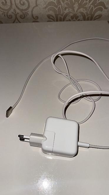 Apple MacBook üçün orijinal şarj cihazı - Güc adaptoru: kvadrat