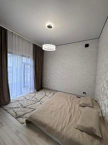 Продажа коттеджей и домов: 🏡 **Современный одноэтажный дом с большой террасой!** 📍 Бишкек, ж/м — 4