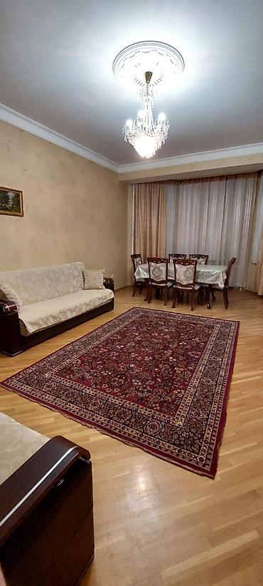 inqilab: Inqilab kucesi.Akademik Hesen Eliyev.Cassa Mia magazanin arxasi — 4
