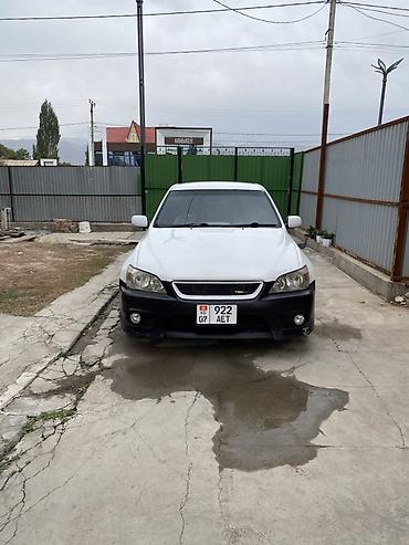 Toyota: Toyota Altezza: 1999 г., 2 л, Механика, Бензин, Седан — 4