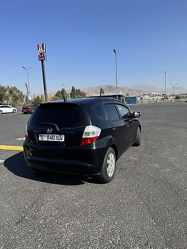 такта гая: Honda Jazz: 2011 г., Автомат, Бензин, Хэтчбэк — 4
