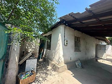 Продажа дач: Алайбек + Продается полдома в центре Пишпека (ул. Гагарина / пер — 9