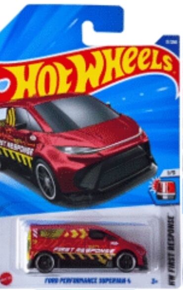 Модели автомобилей: Набор коллекционных моделей Hot Wheels (масштаб 1:64), на блистерах