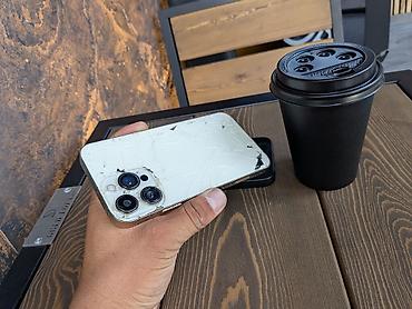 хр корпус: IPhone Xr, Б/у, 128 ГБ, Серебристый, Чехол, 84 % — 9