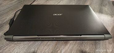 Acer: Intel Core i7, 16 GB OZU, 17 " — 11