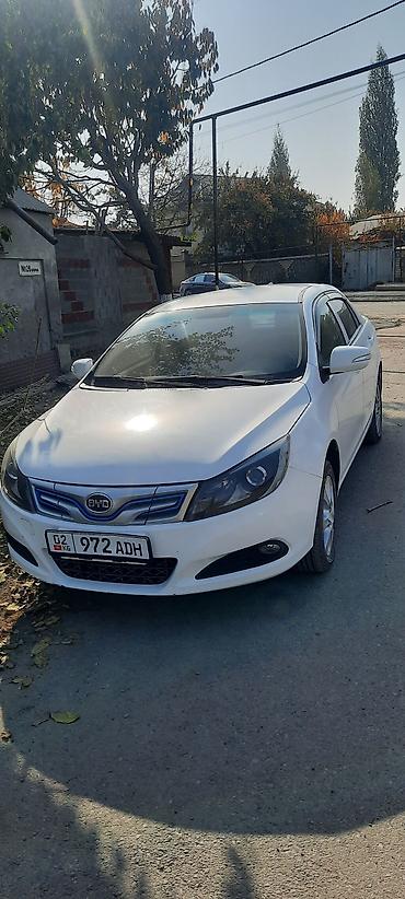 BYD: BYD : 2017 г., 5.5 л, Электромобиль, Седан — 3