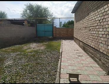 Продажа коттеджей и домов: Дом из кирпича с участком 7.2 соток на улице Копуро-Базар/Ахунбаева - — 1