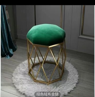 мебель гостиной: На заказ Шикарные стульчик+пувик подойдёт для всего комнаты зала