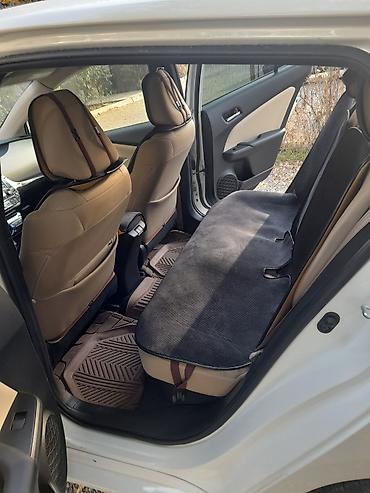 Toyota: Toyota Prius: 2020 г., 1.8 л, Автомат, Гибрид, Хэтчбэк — 8