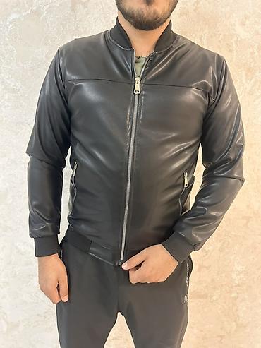 kisi paltosu: Kişi üçün qara rəngli dəri effektli bomber gödəkçə M olcu - Klassik — 1