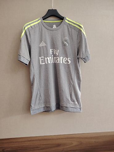 Futbolkalar: Real Madrid futbol komandasının forması. Orjinaldır. Yenidir. Heç — 1