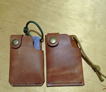 органайзер для часов: Кожаные чехлы-держатели для карточек/ визиток - Материал