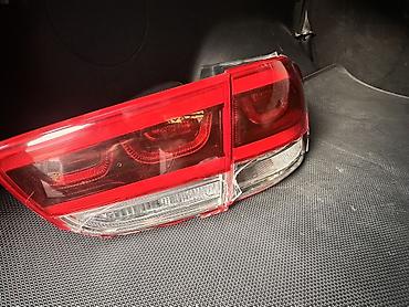 Sorento 2016 usten cixma orijinal stop. Zadni isigi yanan yerler sinib