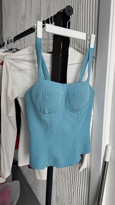 Ботинки и ботильоны: Цена: Коричневая 3имняя обувь (38р) 500 сом Розовые ботинки на — 26