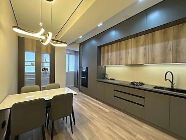 2 комнаты, 75 м², Золотой квадрат Элитка, 12 этаж, Дизайнерский ремонт at lalafo.kg 2 комнаты, 75 м², Золотой квадрат Элитка, 12 этаж, Дизайнерский ремонт