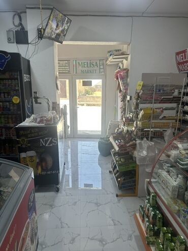 Mağazalar: Şəhərin binə atciliqda mərkəzində yerləşən, tam təchiz olunmuş ərzaq — 6