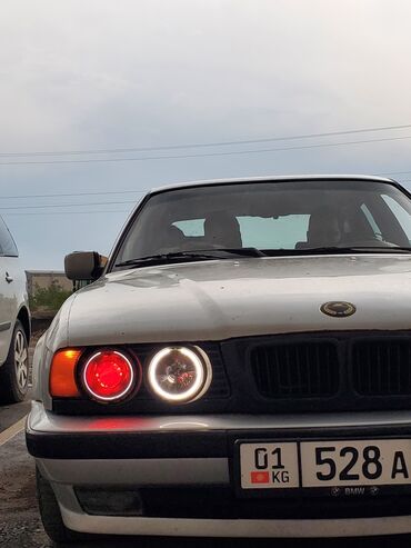 спойлер на бмв е39: BMW 5 series: 1990 г., 2.5 л, Механика, Бензин