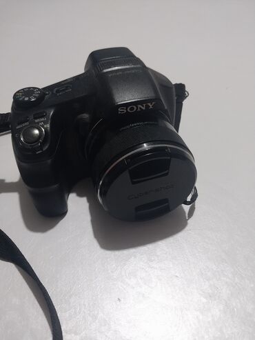 цифровой фотоаппарат sony cyber shot dsc w830: Продаю фотоаппарат sony dsc h300