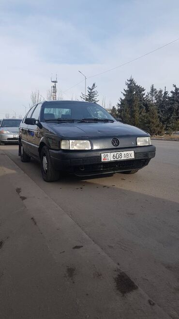 8 мартка карата сурот in Кыргызстан | ШАКЕКТЕР: Volkswagen Passat 1.8 л. 1992