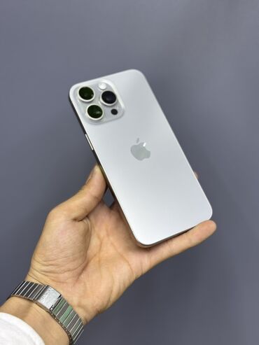 Apple iPhone: IPhone 15 Pro Max, Б/у, 256 ГБ, Natural Titanium, Зарядное устройство, Защитное стекло, Чехол, В рассрочку, 86 %