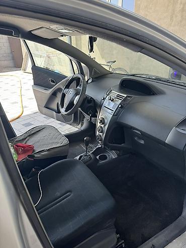 авто ярис: Toyota Yaris: 2007 г., 1.3 л, Автомат, Бензин, Хэтчбэк — 8