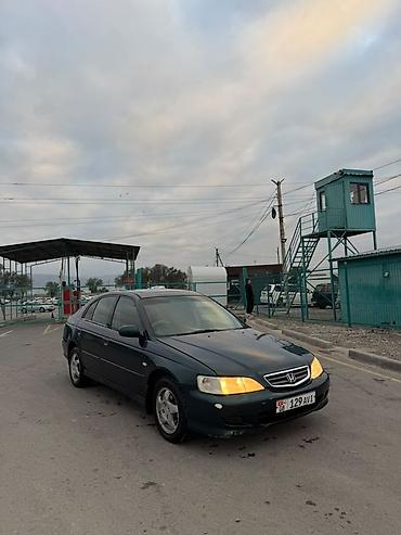 Honda Accord: 2002 г., 2 л, Автомат, Бензин, Седан